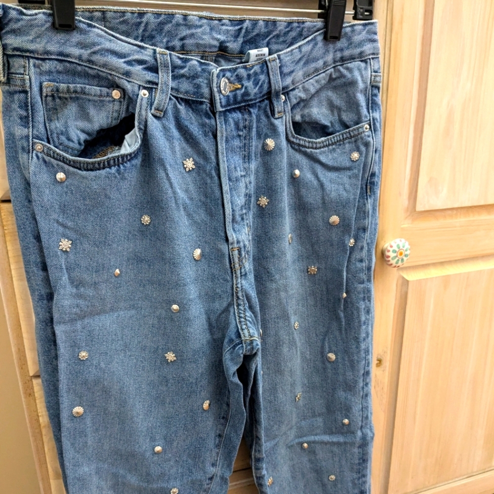 Women's jeans
